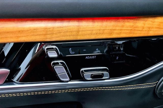 2024 Jeep Grand Wagoneer Series III