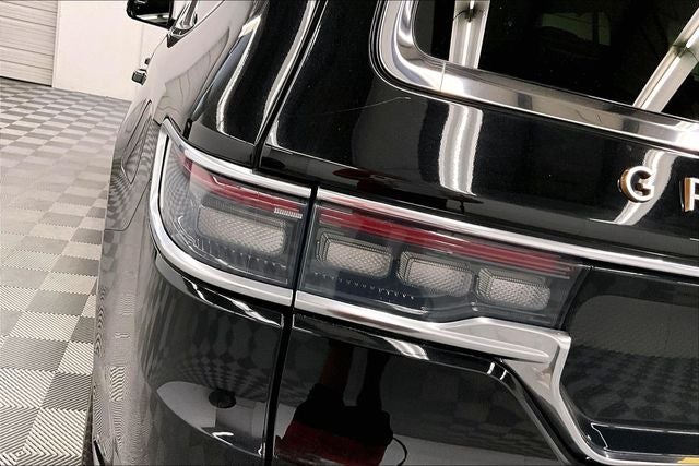 2024 Jeep Grand Wagoneer Series III