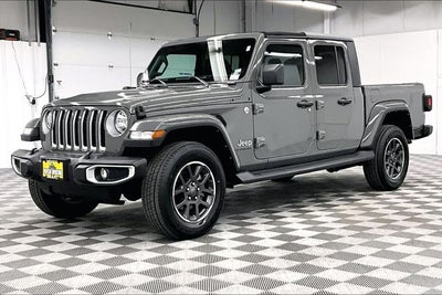 2022 Jeep Gladiator Overland 4x4 - Trailer Tow Pkg - Alpine Premium Audio