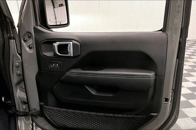 2022 Jeep Gladiator Overland 4x4 - Trailer Tow Pkg - Alpine Premium Audio