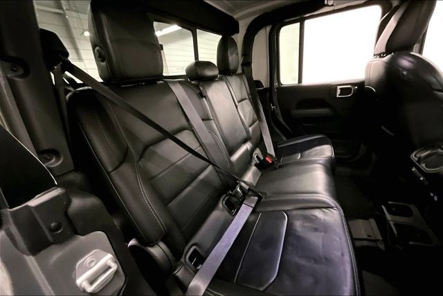 2022 Jeep Gladiator Overland 4x4 - Trailer Tow Pkg - Alpine Premium Audio