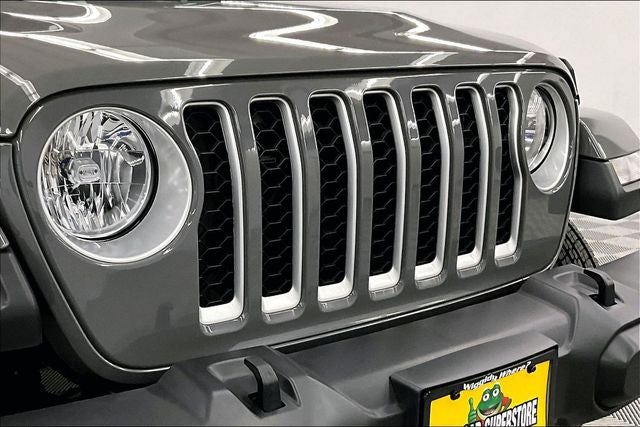 2022 Jeep Gladiator Overland 4x4 - Trailer Tow Pkg - Alpine Premium Audio