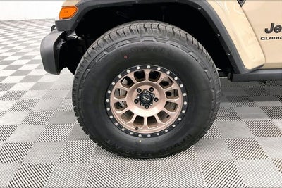 2022 Jeep Gladiator Willys