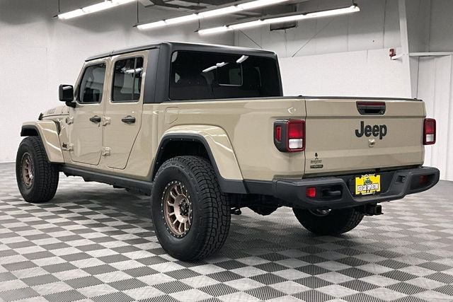 2022 Jeep Gladiator Willys