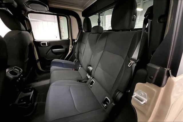2022 Jeep Gladiator Willys