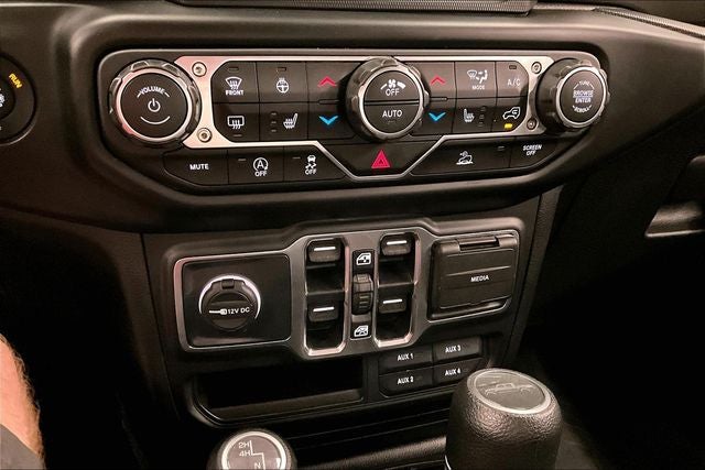 2022 Jeep Gladiator Willys