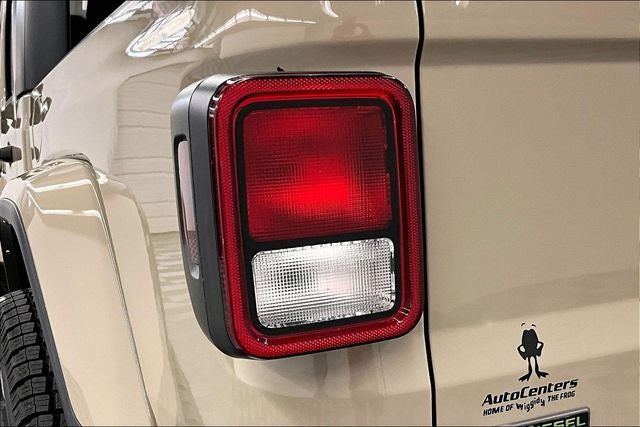 2022 Jeep Gladiator Willys