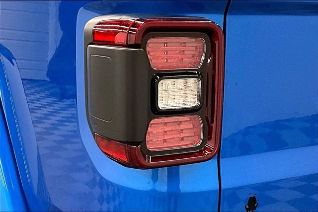 2023 Jeep Gladiator Mojave 4x4-Trailer Pkg-Apple CarPlay/Android Auto