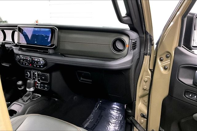 2025 Jeep Gladiator Mojave X