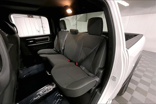 2024 RAM 1500 Classic Warlock 4x4 - Warlock Pkg - 20'' Black Wheels