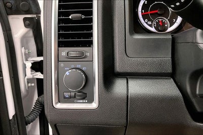 2024 RAM 1500 Classic Warlock 4x4 - Warlock Pkg - 20'' Black Wheels