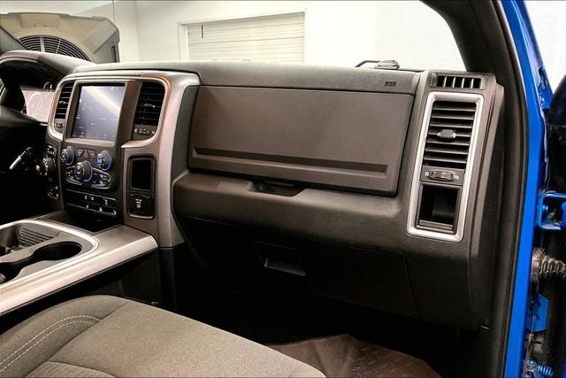 2024 RAM 1500 Classic Warlock 4x4 - Htd Seats - Remote Start - 20'' Wheels