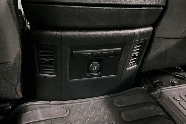2024 RAM 1500 Classic Warlock 4x4 - Htd Seats - Remote Start - 20'' Wheels