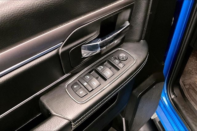 2024 RAM 1500 Classic Warlock 4x4 - Htd Seats - Remote Start - 20'' Wheels