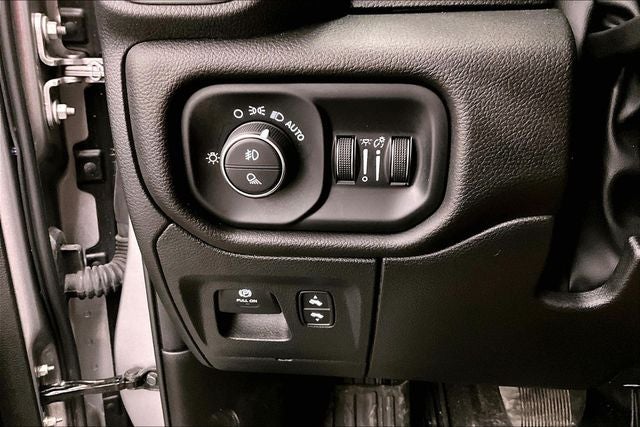 2025 RAM 1500 Big Horn/Lone Star 4x4 - Night Edition - Adaptive Cruise - 20'' Wheel