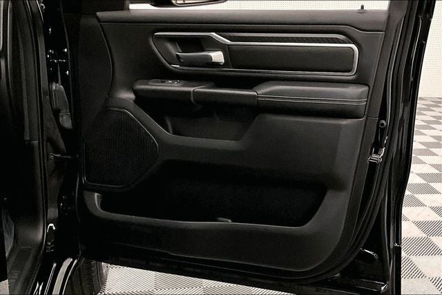 2025 RAM 1500 Big Horn/Lone Star 4x4 - Adaptive Cruise - Htd Seats - 20'' Wheels