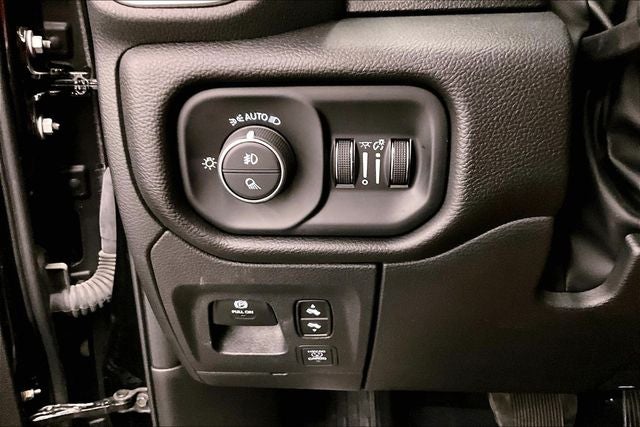 2025 RAM 1500 Big Horn/Lone Star 4x4 - Adaptive Cruise - Htd Seats - 20'' Wheels