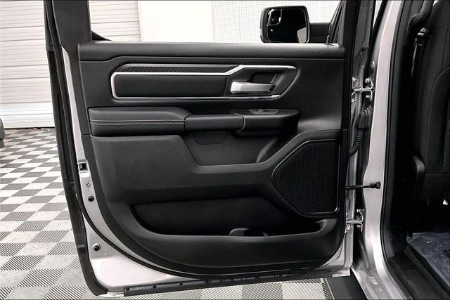 2025 RAM 1500 Big Horn/Lone Star 4x4 - Night Edition - Htd Seats - Remote Start