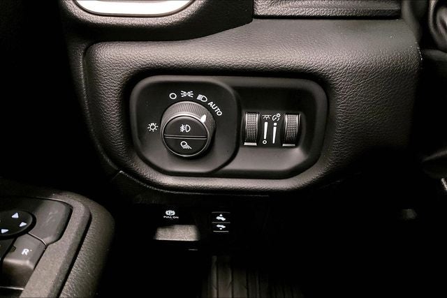 2025 RAM 1500 Big Horn/Lone Star 4x4-Adaptive Cruise-Htd Seats-Remote Start