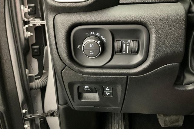 2025 RAM 1500 Big Horn/Lone Star 4x4 - Night Edition - Htd Seats - Remote Start