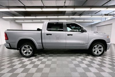 2025 RAM 1500 Big Horn/Lone Star 4x4 - Adaptive Cruise - Htd Seats - 20'' Wheels