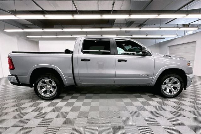2025 RAM 1500 Big Horn/Lone Star 4x4 - Adaptive Cruise - Htd Seats - 20'' Wheels