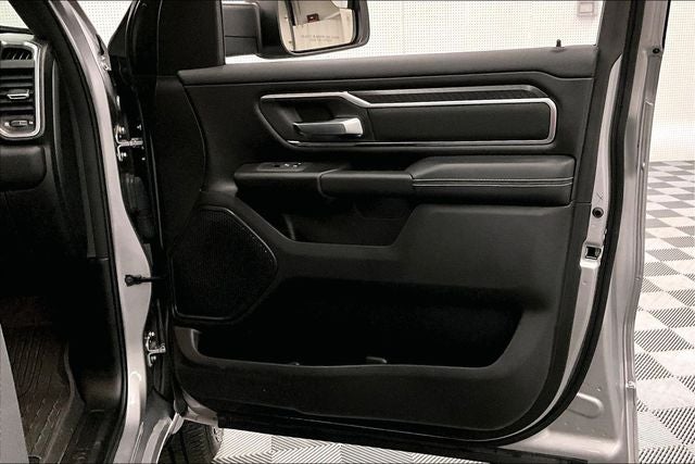 2025 RAM 1500 Big Horn/Lone Star 4x4 - Adaptive Cruise - Htd Seats - 20'' Wheels