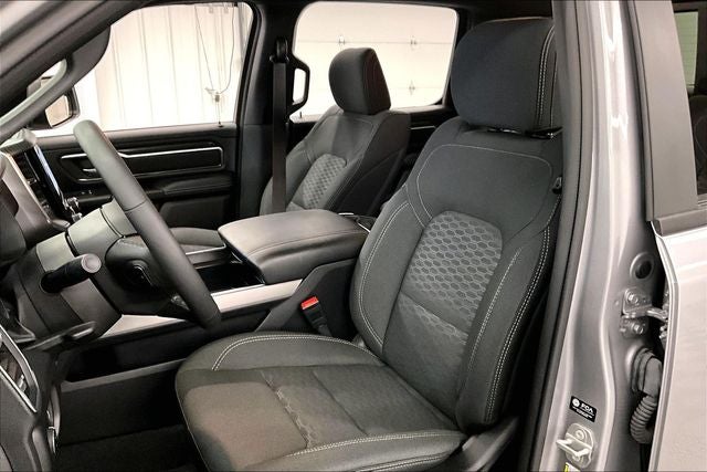 2025 RAM 1500 Big Horn/Lone Star 4x4 - Adaptive Cruise - Htd Seats - 20'' Wheels