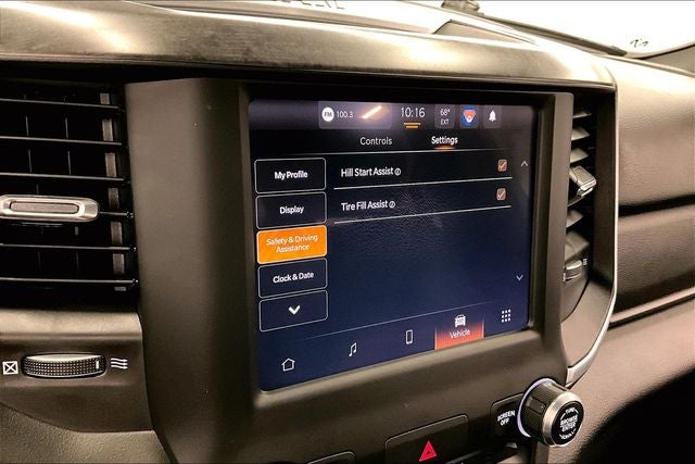 2023 RAM 1500 Big Horn/Lone Star 4x4-Htd Seats-Remote Start-20'' Wheels