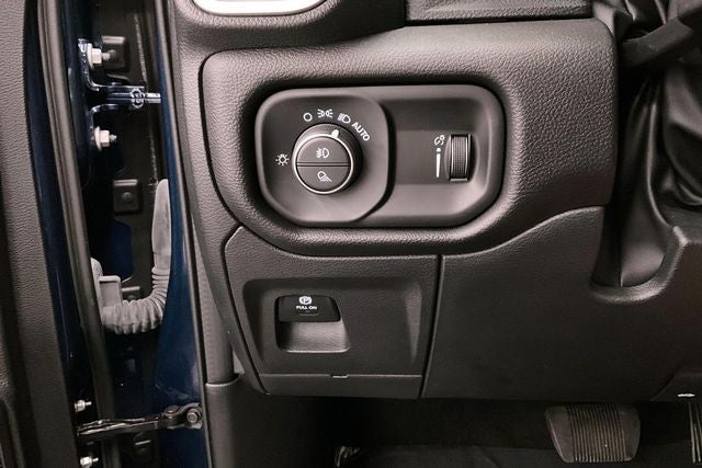 2023 RAM 1500 Big Horn/Lone Star 4x4-Htd Seats-Remote Start-20'' Wheels