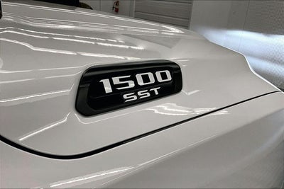 2025 RAM 1500 Warlock 4x4 - Adaptive Cruise - Blind Spot Detection