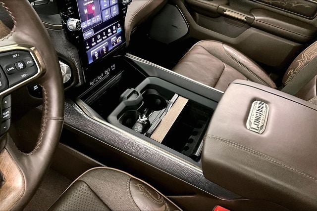 2025 RAM 1500 Limited 4x4 - Pano Roof - Htd/Cooled Massaging Leather