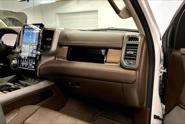 2025 RAM 1500 Limited 4x4 - Pano Roof - Htd/Cooled Massaging Leather
