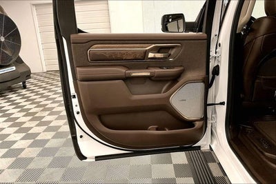 2025 RAM 1500 Limited 4x4 - Pano Roof - Htd/Cooled Massaging Leather