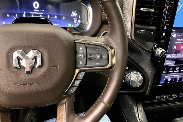 2025 RAM 1500 Limited 4x4 - Pano Roof - Htd/Cooled Massaging Leather