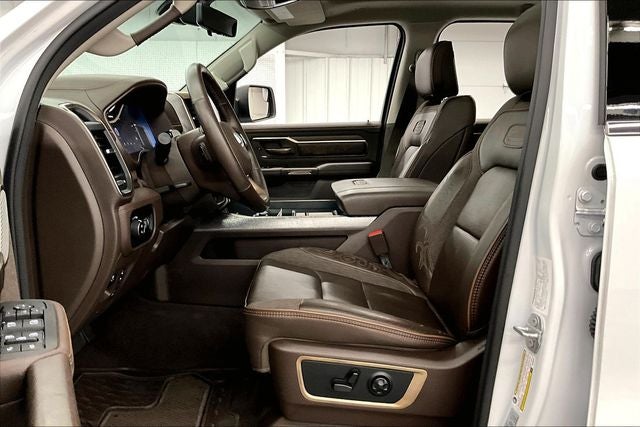 2025 RAM 1500 Limited Longhorn-4x4-Pano Roof-Htd/Cooled Massaging Seats