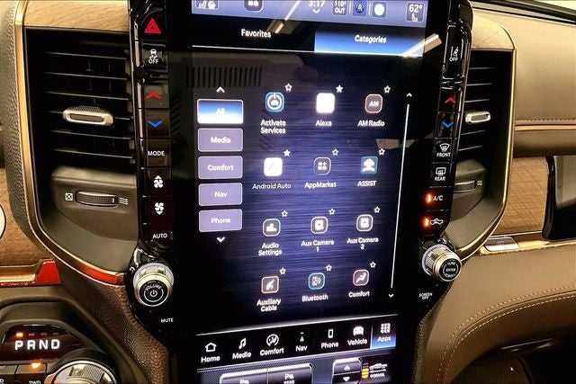 2025 RAM 1500 Limited Longhorn-4x4-Pano Roof-Htd/Cooled Massaging Seats