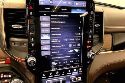 2025 RAM 1500 Limited Longhorn-4x4-Pano Roof-Htd/Cooled Massaging Seats
