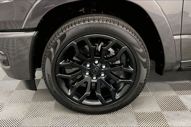 2025 RAM 1500 Limited 4x4 - Night Edition - Htd/Cooled Massaging Leather