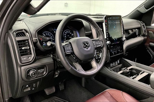 2025 RAM 1500 Limited 4x4 - Night Edition - Htd/Cooled Massaging Leather