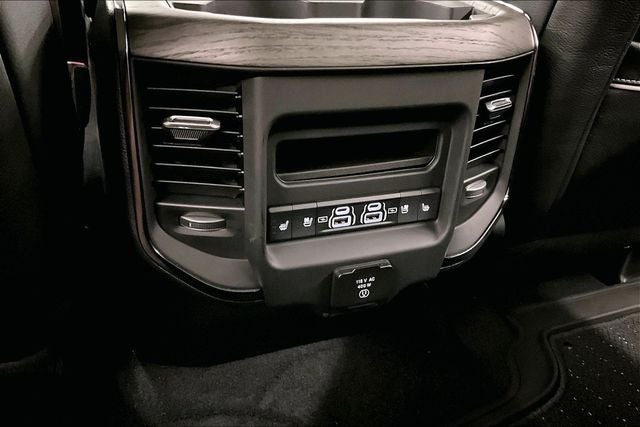 2025 RAM 1500 Limited 4x4 - Night Edition - Htd/Cooled Massaging Leather