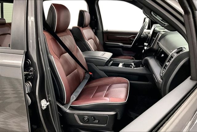 2025 RAM 1500 Limited 4x4 - Night Edition - Htd/Cooled Massaging Leather