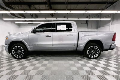 2025 RAM 1500 Limited 4x4-Pano Roof-Htd/Cooled Massaging Leather