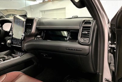 2025 RAM 1500 Limited 4x4-Pano Roof-Htd/Cooled Massaging Leather