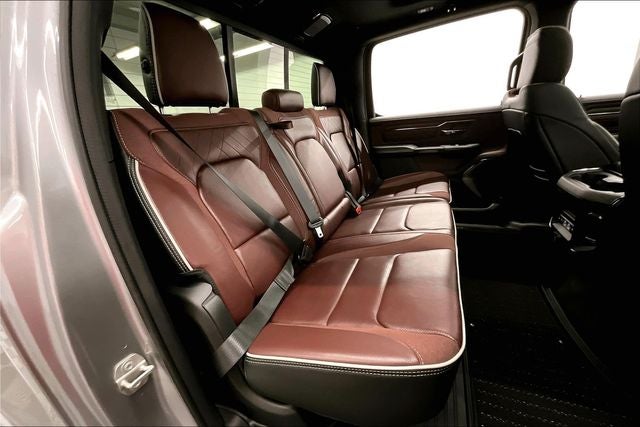2025 RAM 1500 Limited 4x4-Pano Roof-Htd/Cooled Massaging Leather