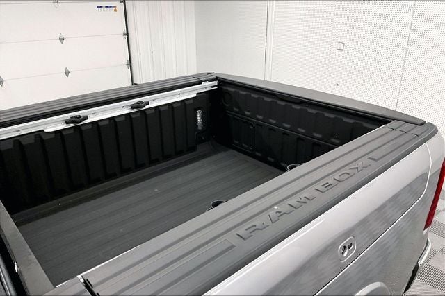 2025 RAM 1500 Limited 4x4-Pano Roof-Htd/Cooled Massaging Leather