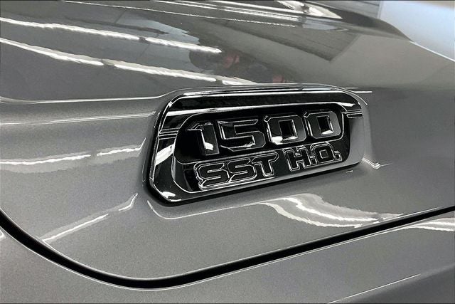 2025 RAM 1500 Limited 4x4-Pano Roof-Htd/Cooled Massaging Leather
