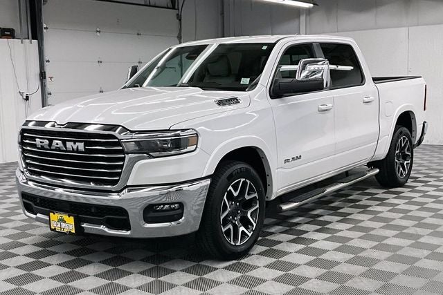 2025 RAM 1500 Laramie 4x4 - Pano Roof - Htd/Cooled Leather