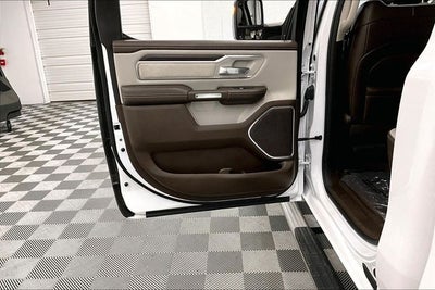 2025 RAM 1500 Laramie 4x4 - Pano Roof - Htd/Cooled Leather