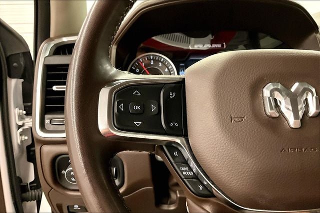2025 RAM 1500 Laramie 4x4 - Pano Roof - Htd/Cooled Leather